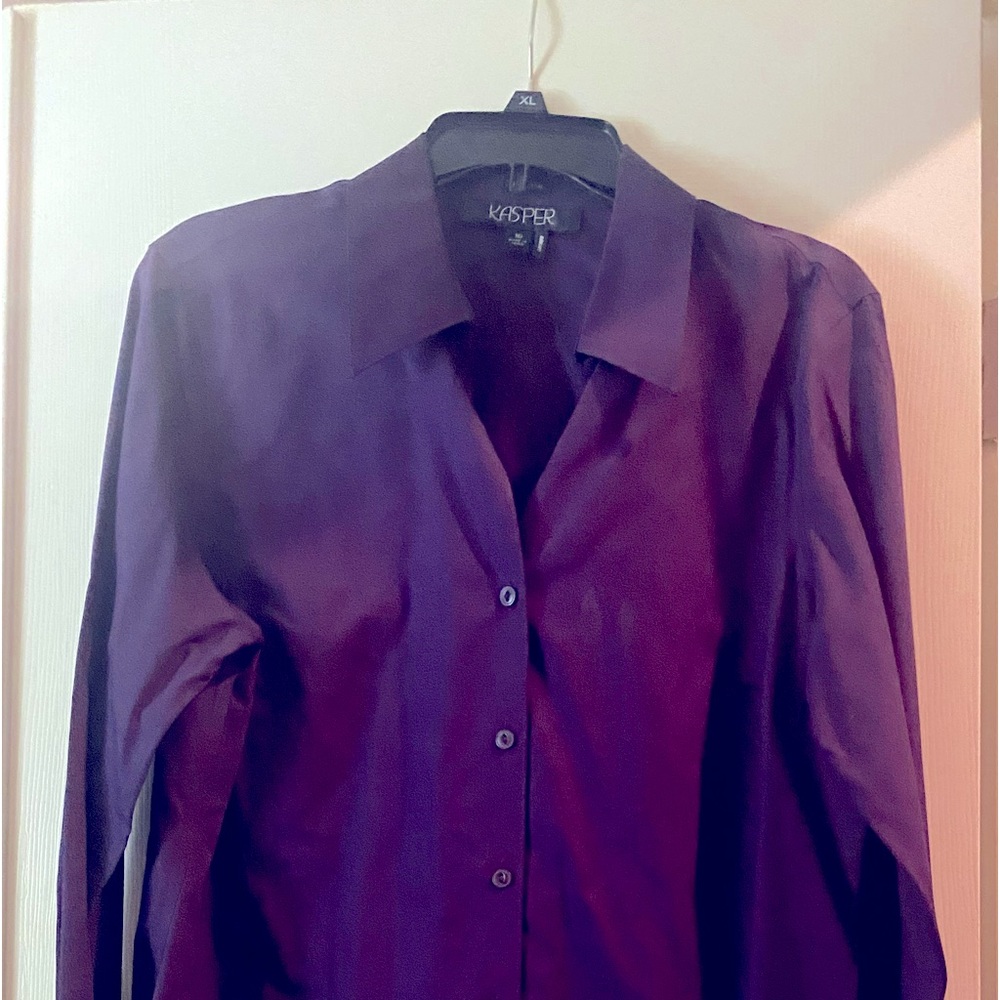 The cute Purple shirt by Kasper